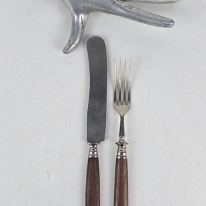 Cuchillo y Tenedor de Mesa Alemanes Solingen con Mango de Madera - imagen 1