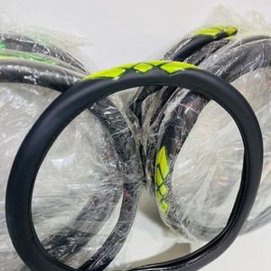 Lote de 10 Cubre Volantes Negros con Detalles en Amarillo y Verde - imagen 3