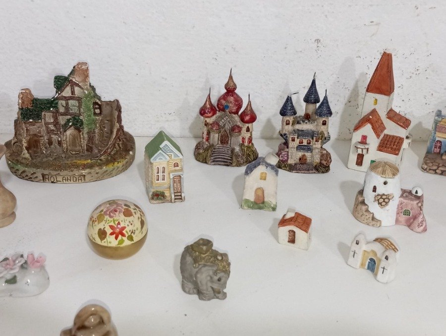Piezas decorativas en cerámica, miniaturas y construcciones - imagen 4