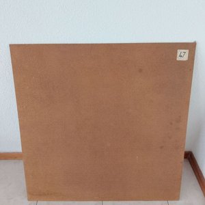 Pintura Abstracta "Rostros" en Acrílico sobre Durabord, Firmada LPI/97 - imagen 2