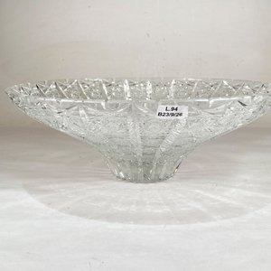 Centro de Cristal Hialino Tallado con Diseño Geométrico - 32 cm Diámetro - imagen 1
