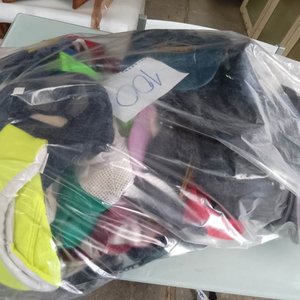 Lote anterior: Lote de 100 Gorros Variados Sin Marca