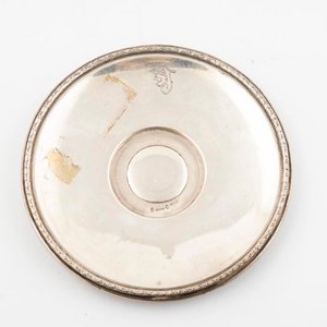 Lote anterior: Platillo de Plata con Grabado y Sellos de Orfebrería