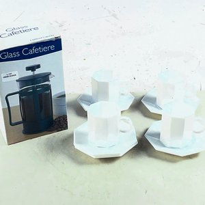 Cafetera Francesa Vidrio 600ml con 4 Pocillos y Platillos Arcopal - imagen 1