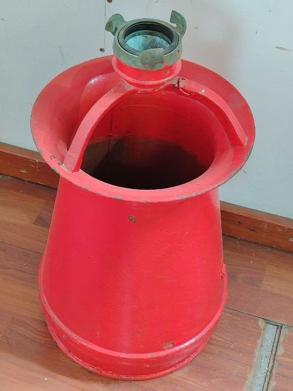 Filtro de Bomba Rojo con Conexión Superior (60x30 cm)