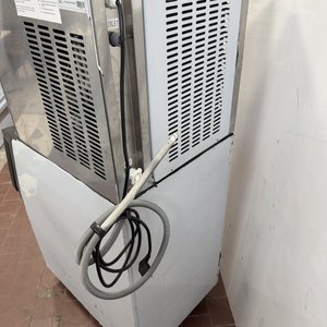 Máquina de Hielo Cookunique 150 Kg Diarios - Poco Uso - imagen 7