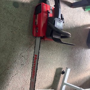 Motosierra Homelite 240 Roja - imagen 2