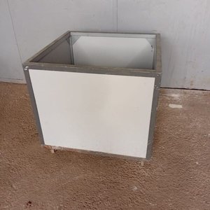 2 Cubos Exhibidores Grises Metálicos con Ruedas - imagen 4