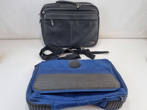 Dos Bolsos Portafolios Medianos con Zócalos y Cierres de Zip - imagen 1