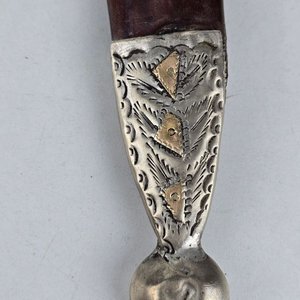 Cuchillo Criollo Franz Wenk con Vaina de Cuero y Detalles en Plata y Oro - imagen 11