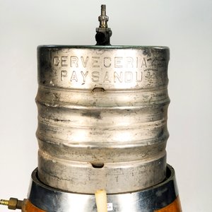 Barril de Madera Vintage con Barril de Cerveza de Aluminio "Cervecería Paysandú" - imagen 3