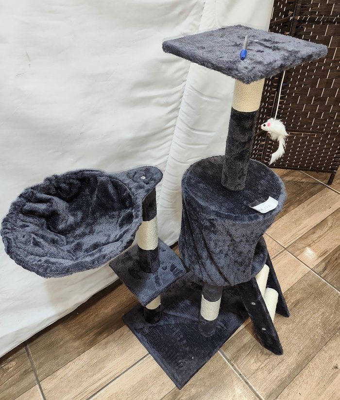 Arbol de gato con rascador y escalera tapizado en microfibra - imagen 3