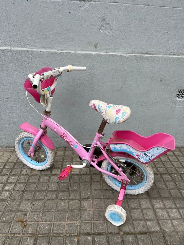Bicicleta Infantil Barbie R12 Blanca y Rosa con Ruedas de Apoyo - imagen 1
