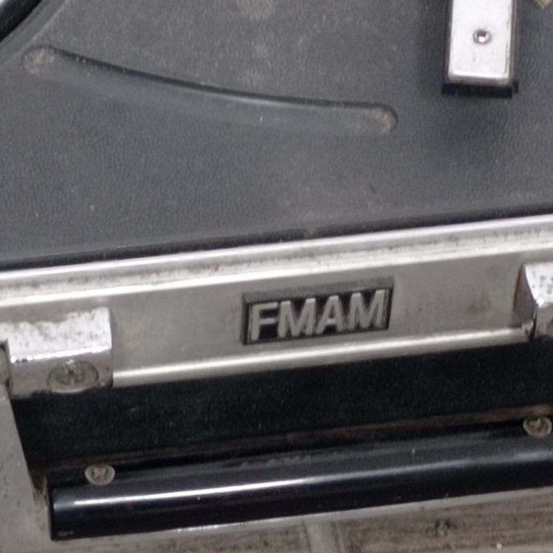 Tocadiscos marca National con radio AM-FM en buen estado - imagen 4