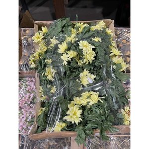 12 Cajas de Flores Artificiales Amarillas y Rosadas - imagen 2