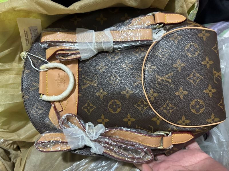 Cartera Louis Vuitton Monogram Marrón y Beige