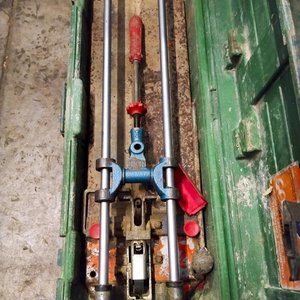 Lote anterior: Cortadora Profesional de Cerámica Rubi TS40 con Caja Verde