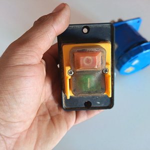 Conectores Industriales y Pulsador Encendido/Apagado - imagen 4