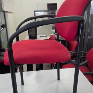 Sillas de Oficina Rojas Tapizadas - imagen 2