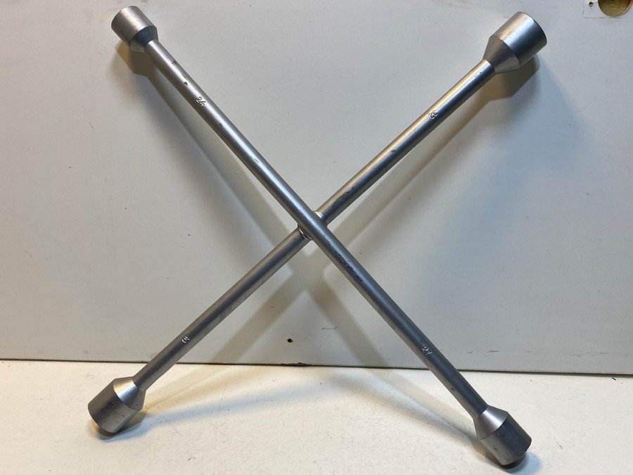 Llave Cruz para Camión