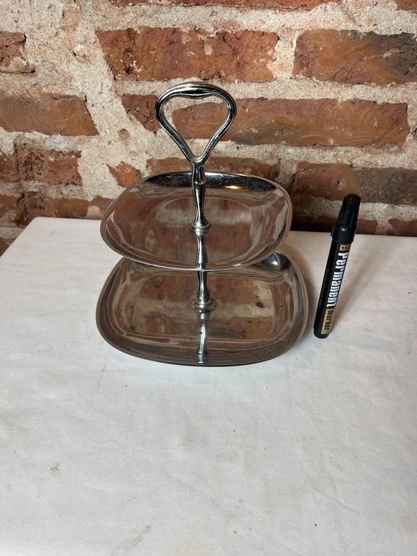 Plato Metálico de 2 Niveles para Masas