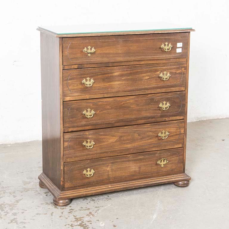Cajonera Colonial de Madera con 5 Cajones y Detalles en Lustre