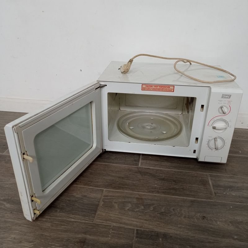 Microondas y grill SMC: Un electrodoméstico compacto y versátil - imagen 3
