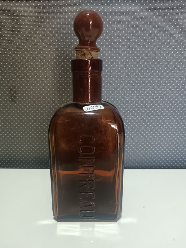 Dos frascos de licor para coleccionistas - imagen 4