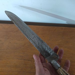 Cuchilla Artesanal de Hoja Larga con Mango de Cuerno - imagen 5