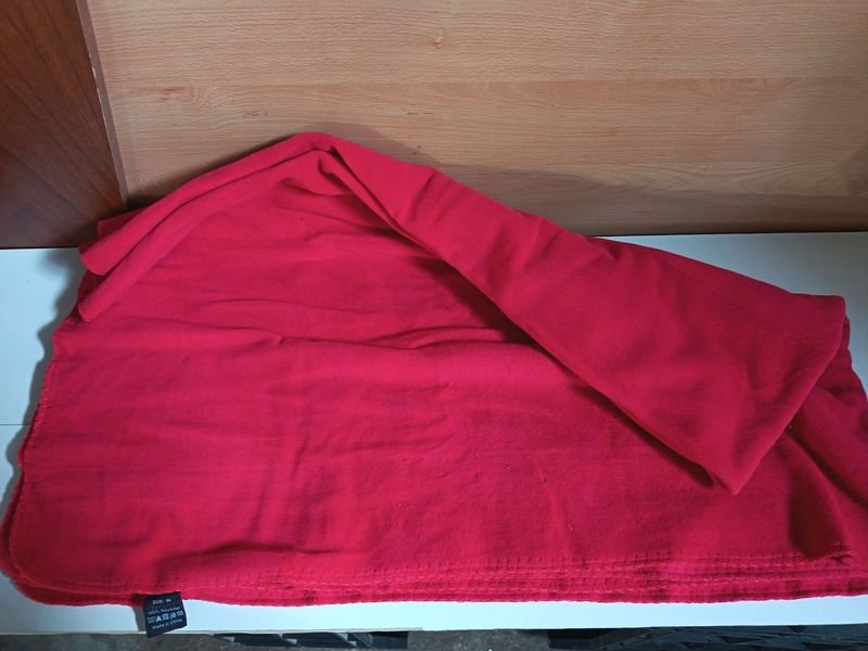 Manta de 1 Plaza Color Rojo - Nueva