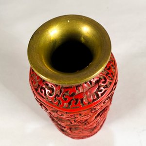 Florero Oriental de Bronce Rojo con Dragones Tallados - 20 cm - imagen 3