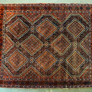 Lote siguiente: Alfombra Persa de Lana con Diseño de Rombos - 184 x 152 cm