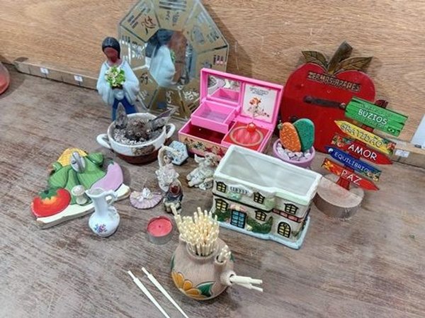 Lote Variado de Adornos y Objetos Decorativos - imagen 1