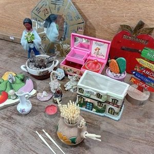 Lote anterior: Lote Variado de Adornos y Objetos Decorativos