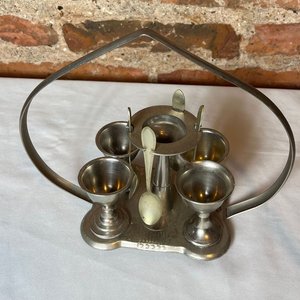 Lote anterior: Huevera de Platina con Soporte y 4 Compoteras con Cucharitas