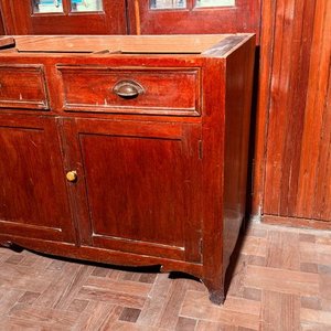 Aparador de Madera con 2 Puertas y 2 Cajones - imagen 2