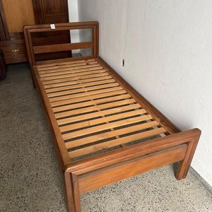 Cama de Madera Una Plaza Estilo Moderno - imagen 2