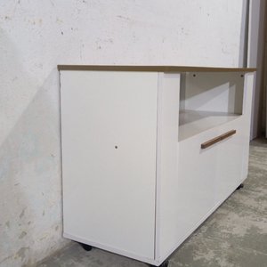 Rack Bajo para TV y Audio Blanco con Tapa Madera y Ruedas - imagen 5