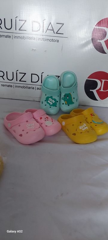 Lote anterior: Zapatillas para bebés en venta