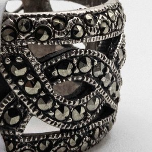 Anillo de Plata con Marquesitas - imagen 2