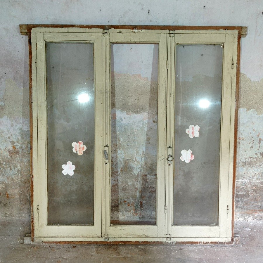 Item 18461 - Image 0