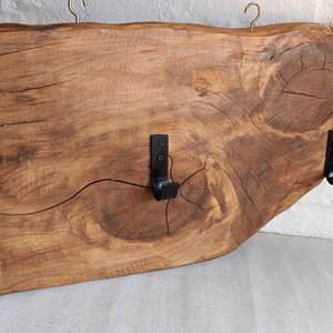 Perchero Rústico de Madera con 3 Ganchos de Hierro - imagen 3