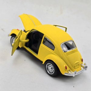 Auto a Escala Metálico Volkswagen Escarabajo Amarillo - imagen 5
