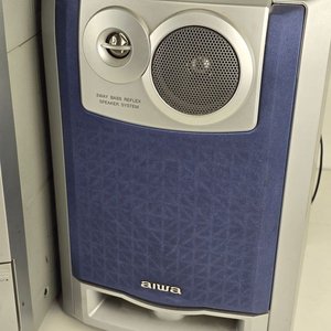 Equipo de Audio AIWA CX-NBL34LH CD/MP3/Radio AM/FM con Cassette y Parlantes - imagen 5