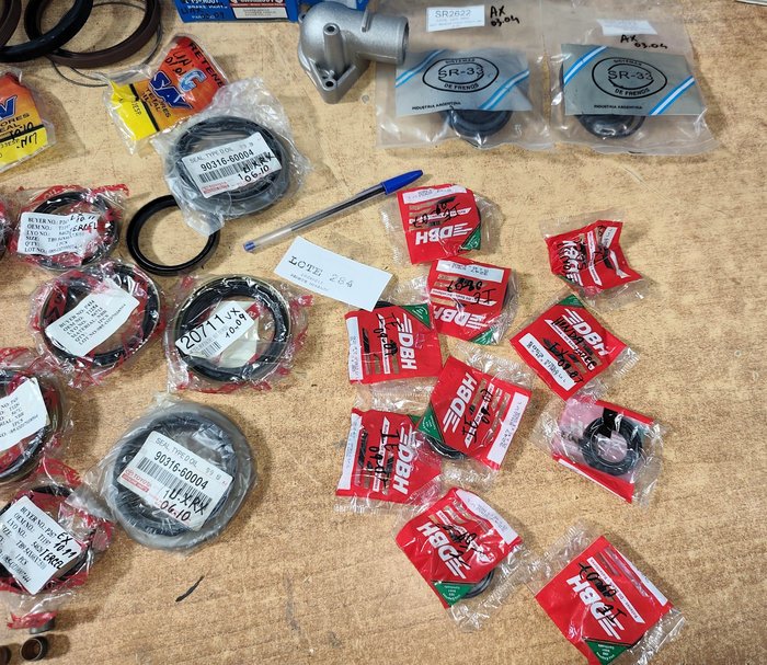 Item 16795 - Image 4