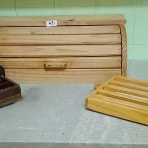 Panera de Madera, Tabla de Cortar y Porta Sobres de Té - imagen 1