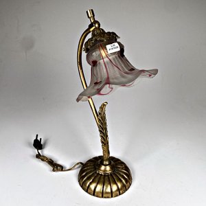 Lámpara de Bronce con Tulipa Decorada y Detalle de Hoja - imagen 2