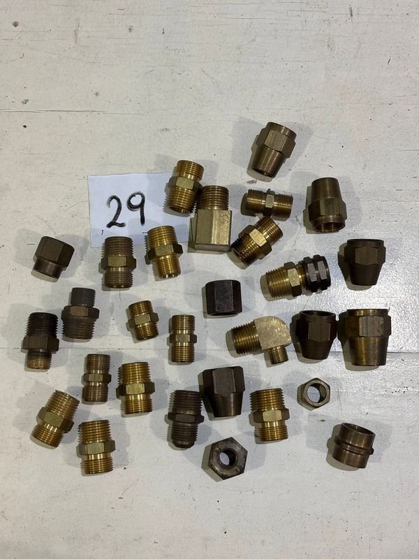 Lote de 30 Piezas de Conexión de Bronce