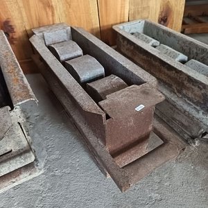 Lote de 3 Bloqueras de Metal para Construcción - imagen 3