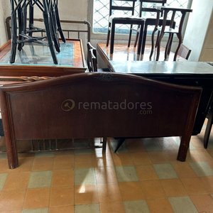 Lote anterior: Respaldo de Cama Antiguo de Madera Oscura
